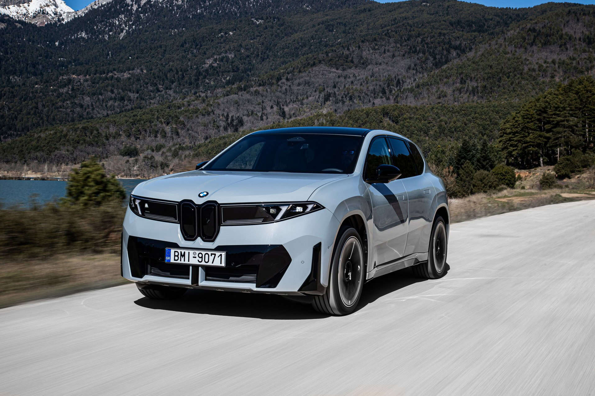 2026 BMW iX3 40 Debuts With Rear-Wheel Drive And Lower Price