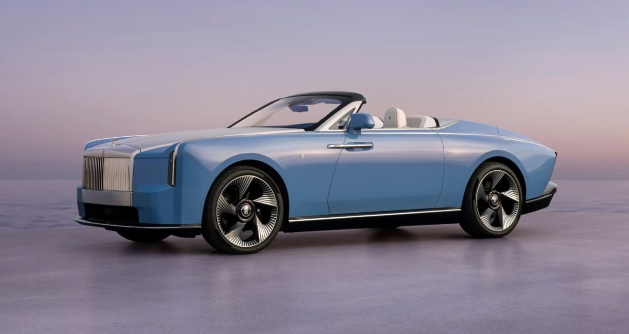 Rolls-Royce convertible EV (Project Nightingale) leaked!